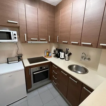 Apartment Stylish 200m From The *